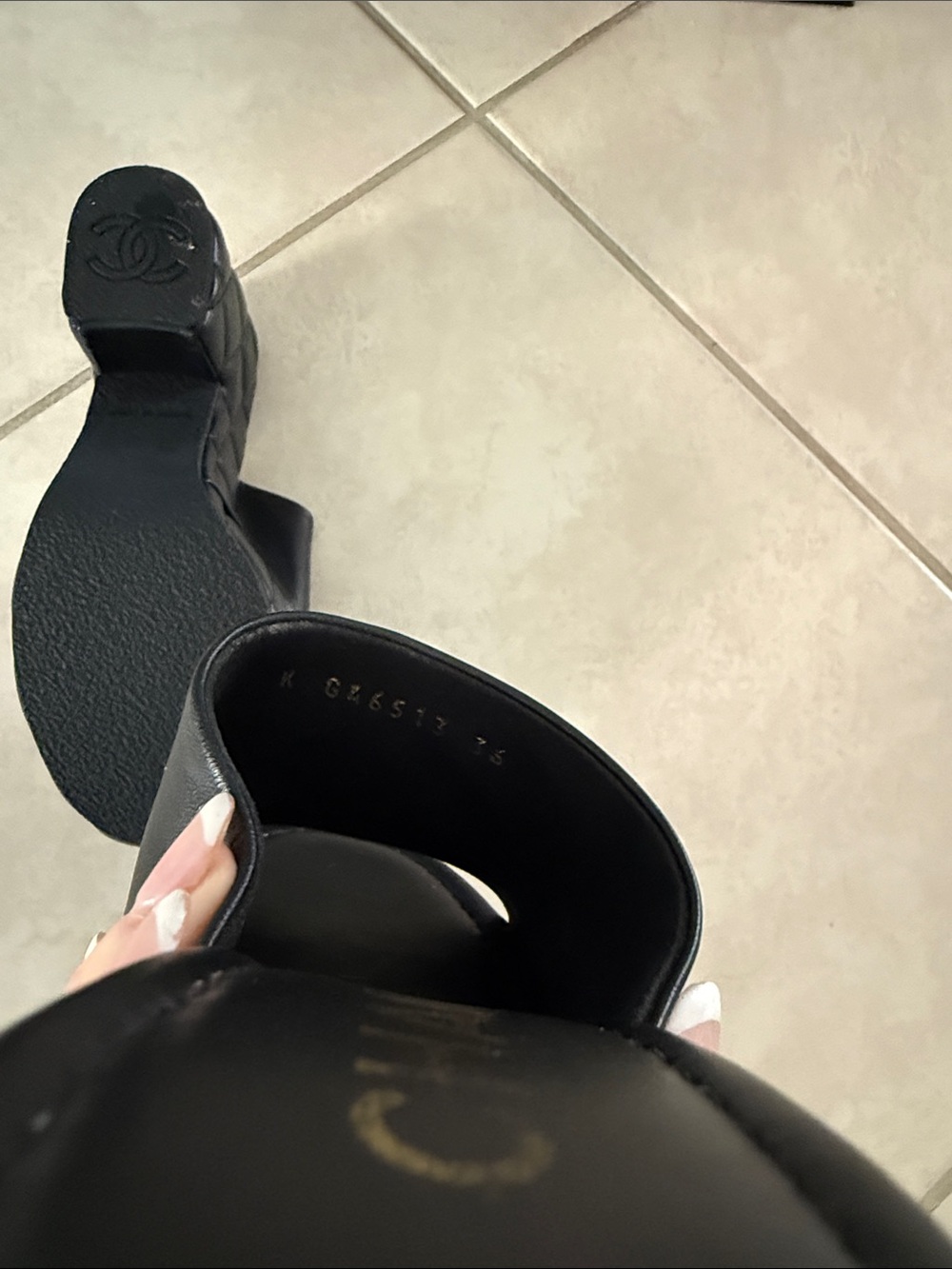 CHANEL Black Quilted Leather Platform Slide Sandals with CC Logo - Picture 5 of 5
